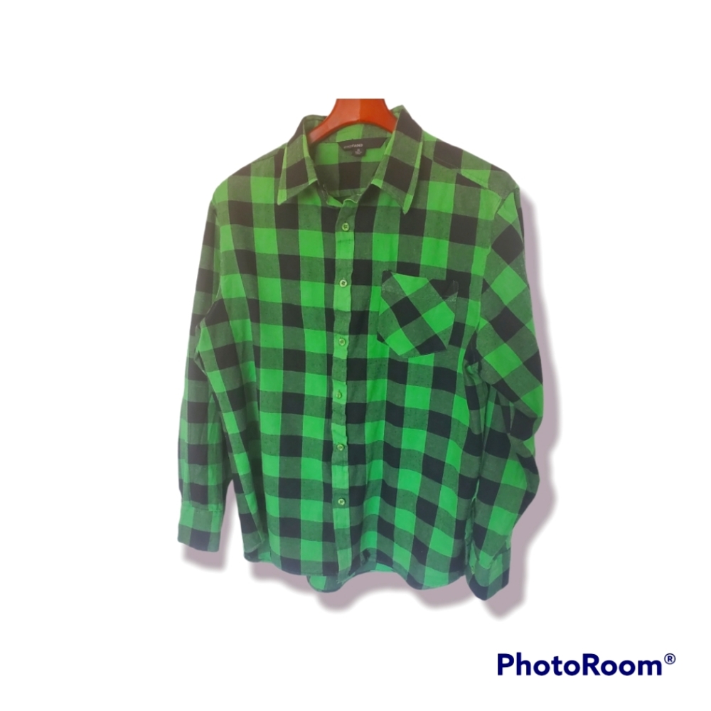StraightFADED, Long sleeve green shirt